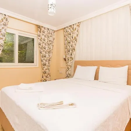 Doga Manzarali Kiralik Villa *